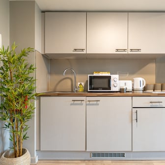 Silver Studio Floors 1-7 - Image 6